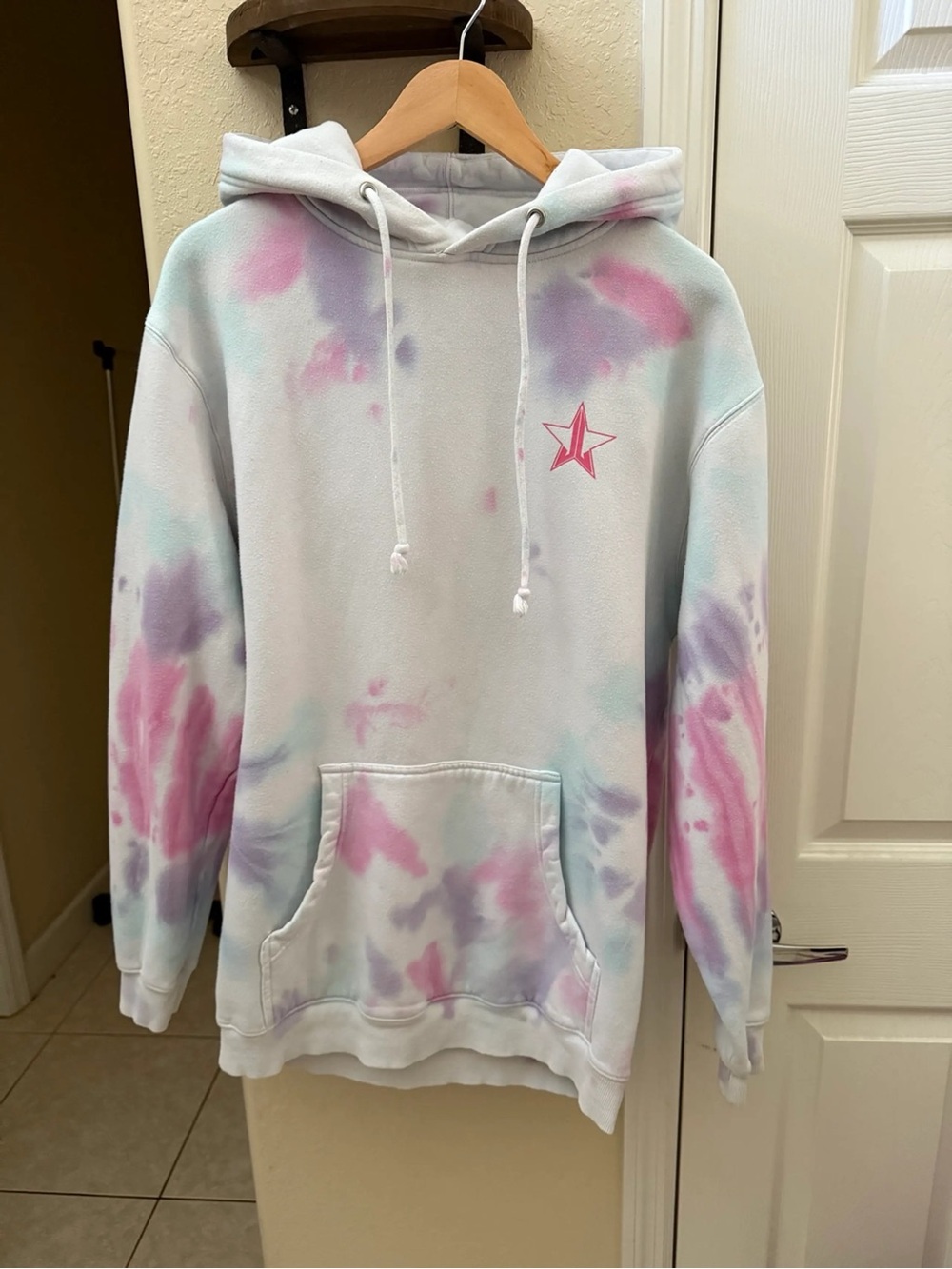 JEFFREE STAR LE SNOWCONE TYE DYE SET (SWEATSHIRT & SWEATPANTS)